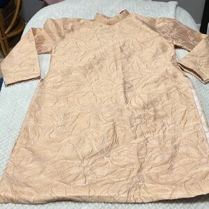 Men's Traditional Ao Dai in Light Peach beige Sz L. 0725